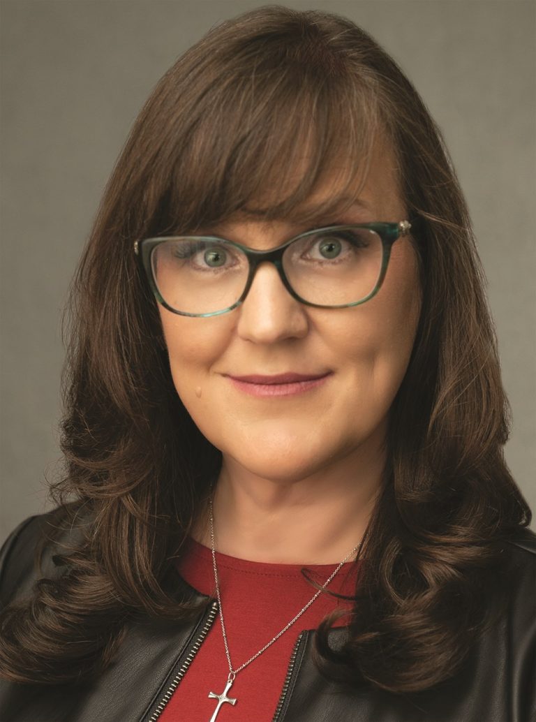 joshilyn-jackson-headshot-768x1034